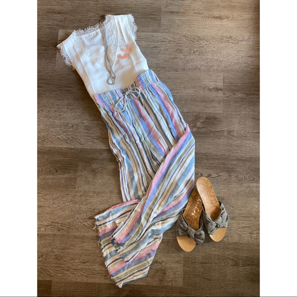 High-Waited Striped Capri Flare Pants